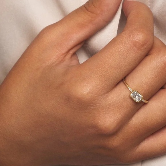 14k white sapphire gold ring with tiny diamonds. New in box. - Picture 4 of 4